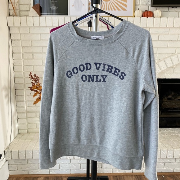 Good vibes only sweater - Picture 1 of 1